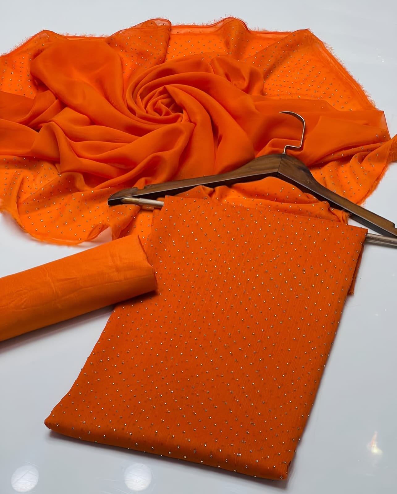 Diamond Stone Stitch Chiffon Suit