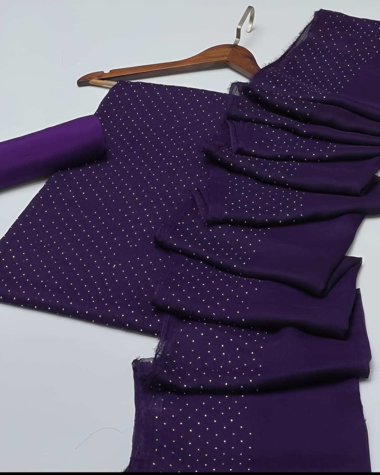 Diamond Stone Stitch Chiffon Suit